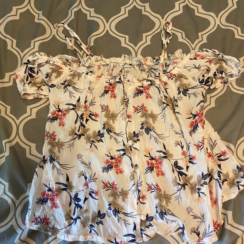 American eagle while floral blouse